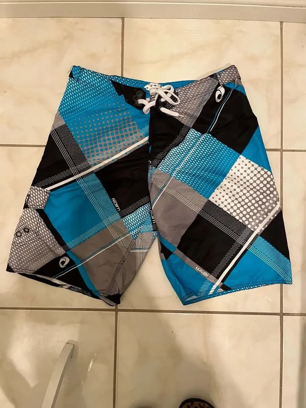 The Realm Men’s Geometric Board Shorts Swim Trunks Blue Gray Size 34